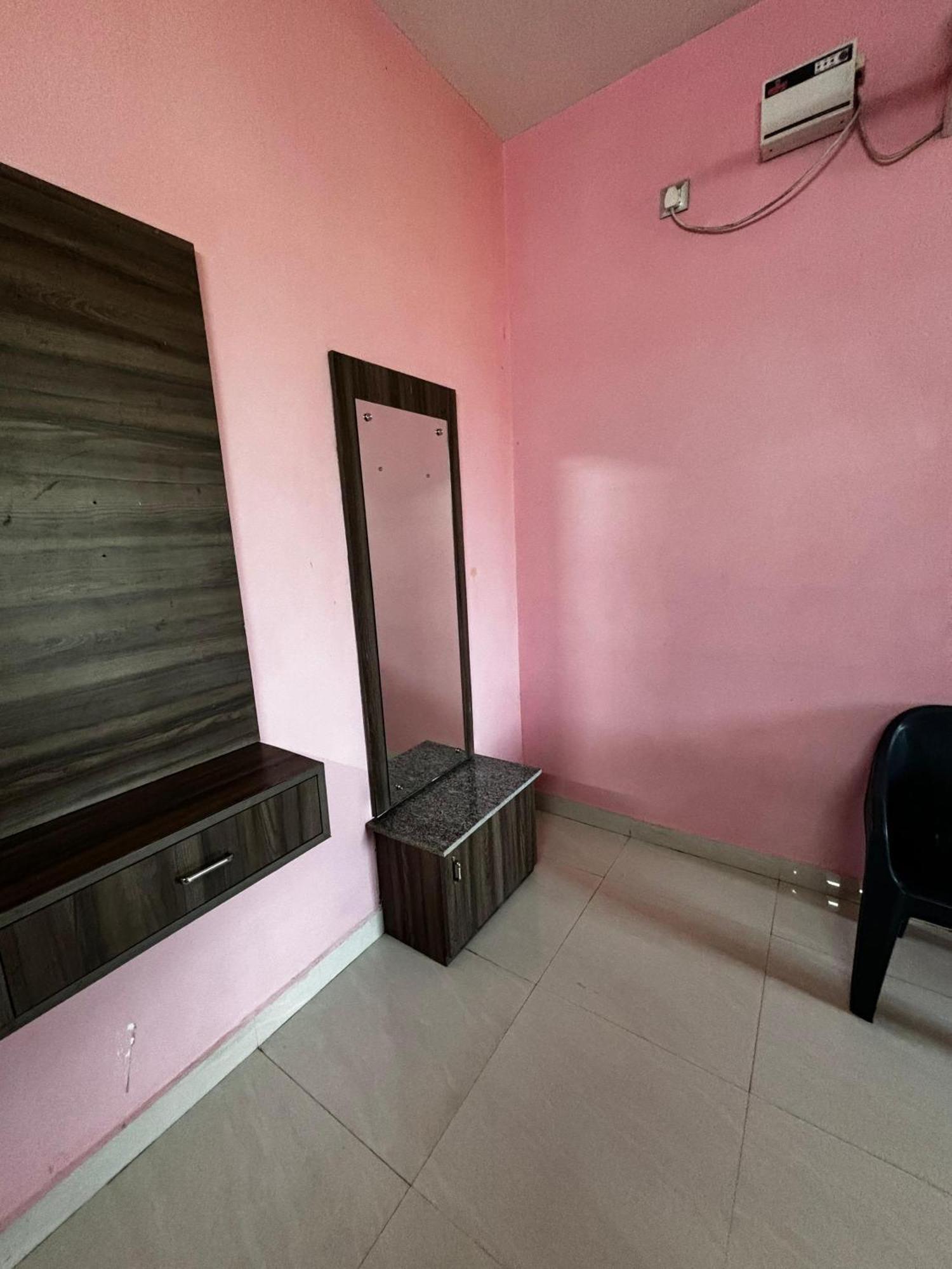 Dream Serenity Residency Puducherry Eksteriør billede