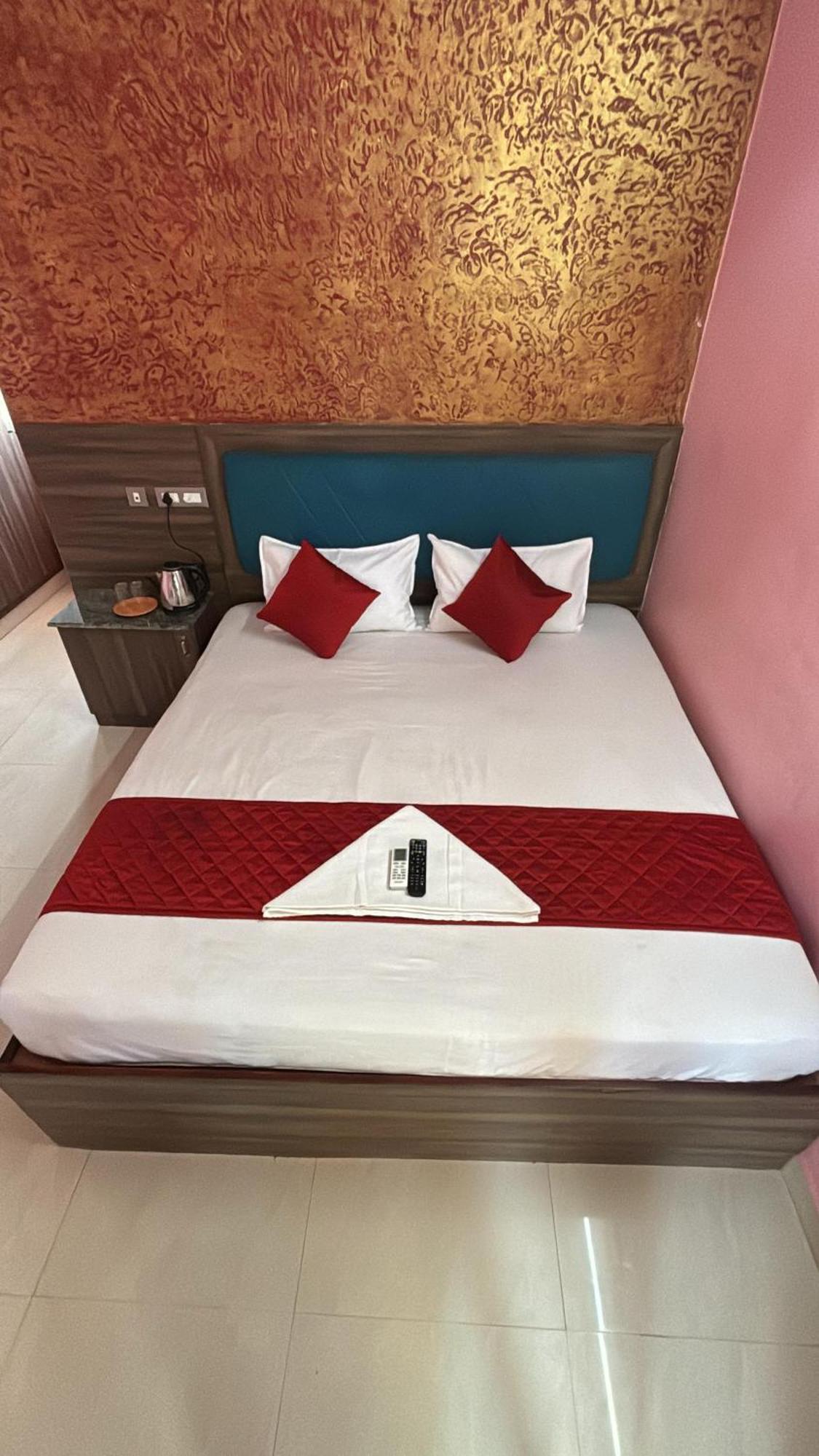 Dream Serenity Residency Puducherry Eksteriør billede
