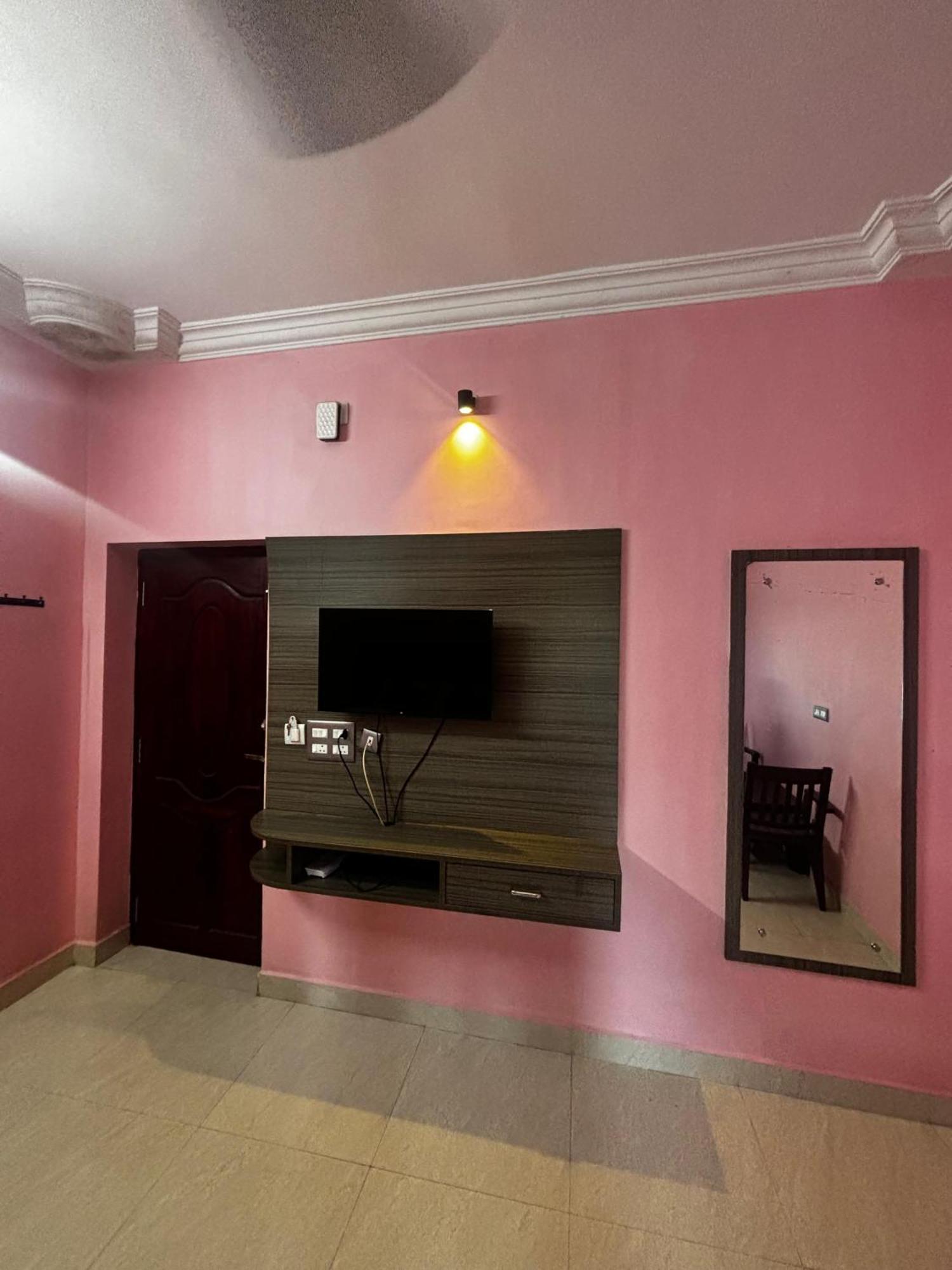 Dream Serenity Residency Puducherry Eksteriør billede