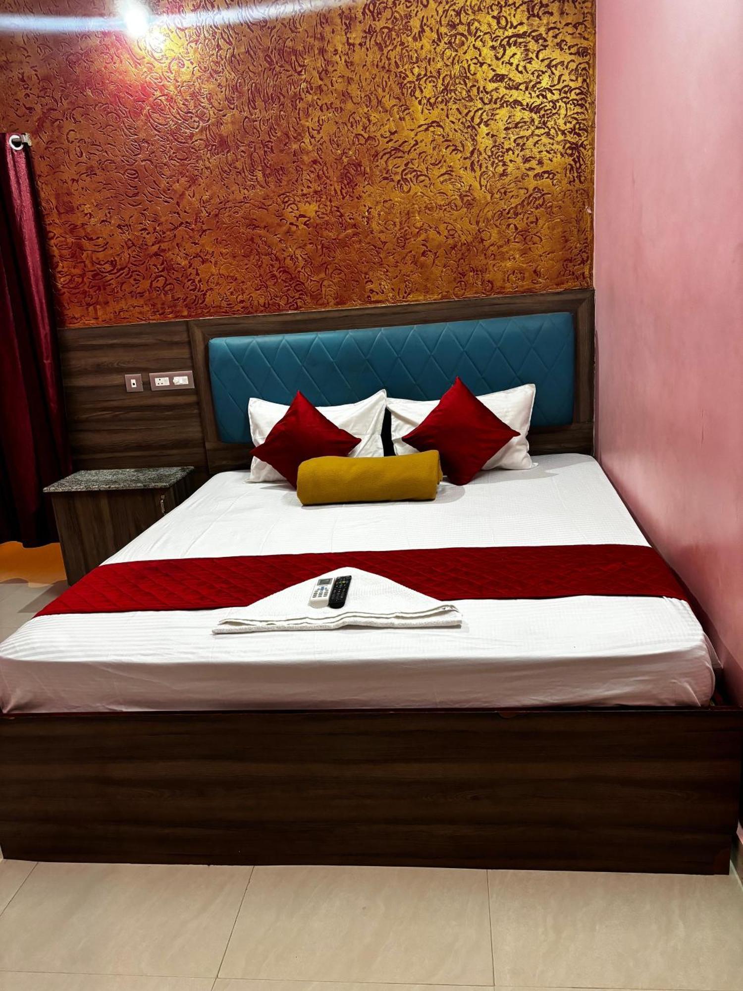 Dream Serenity Residency Puducherry Eksteriør billede